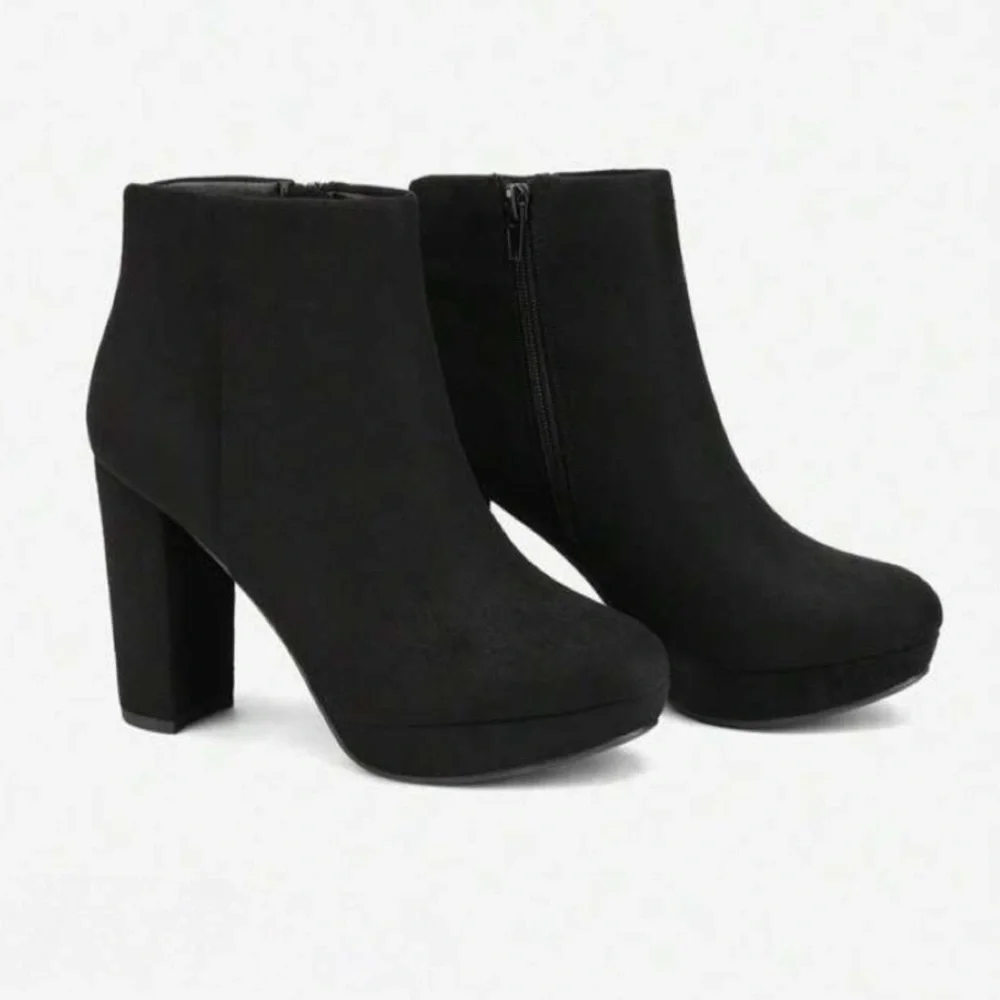 Women’s Black Ankle Platform Boots